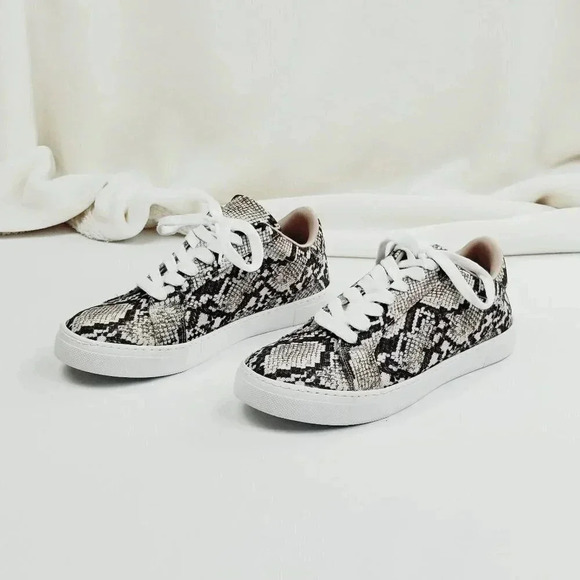 Steve Madden Snake/Python/Print Fashion Sneakers - Picture 6 of 13